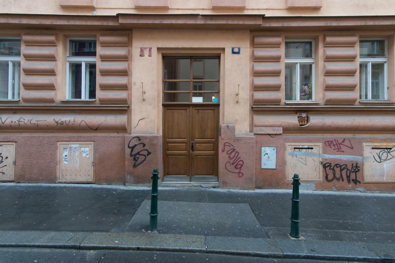 Spacious Apartment Near Wenceslas Square Prag Eksteriør billede